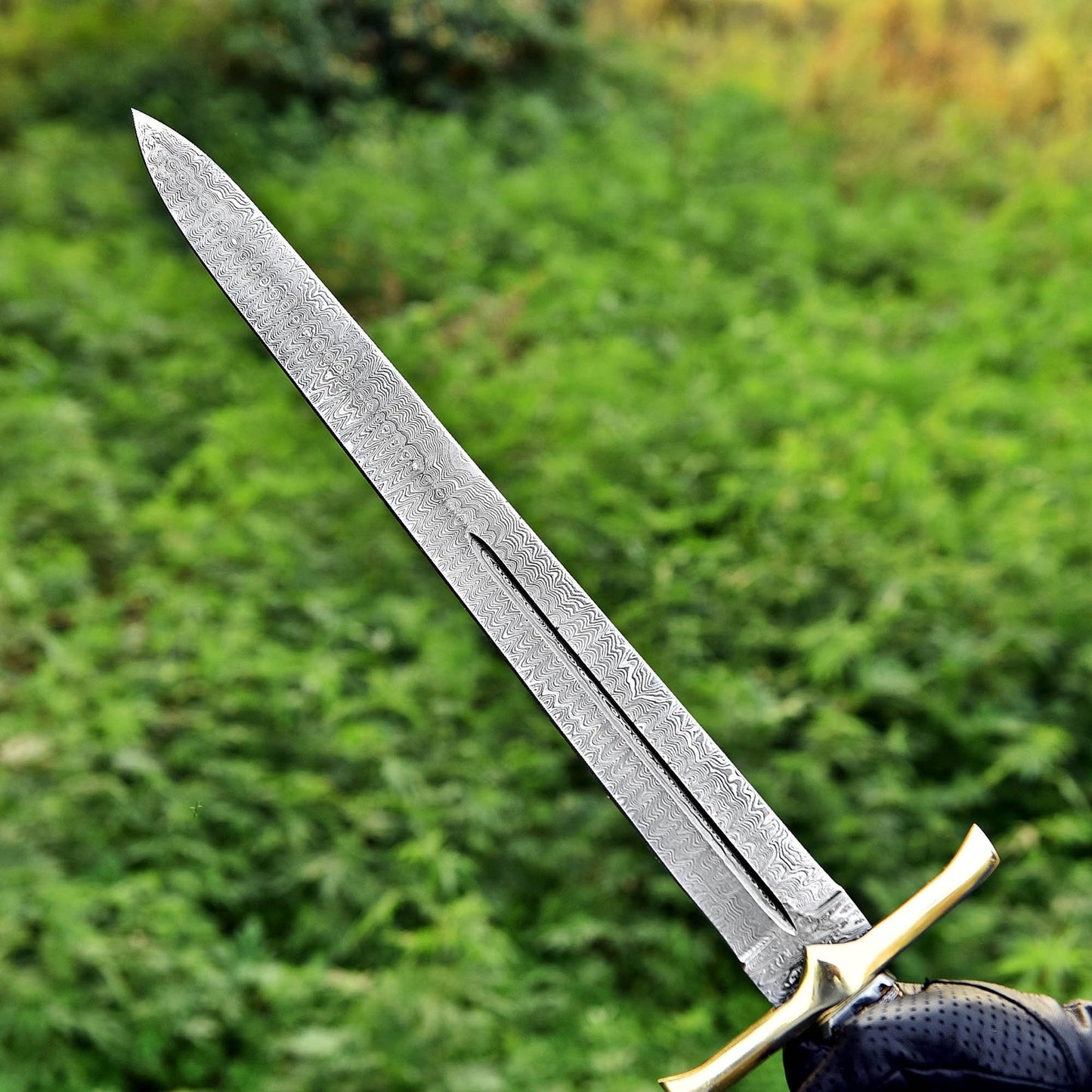 Handcrafted Damascus Gladius – Viking-Roman Style Master Sword