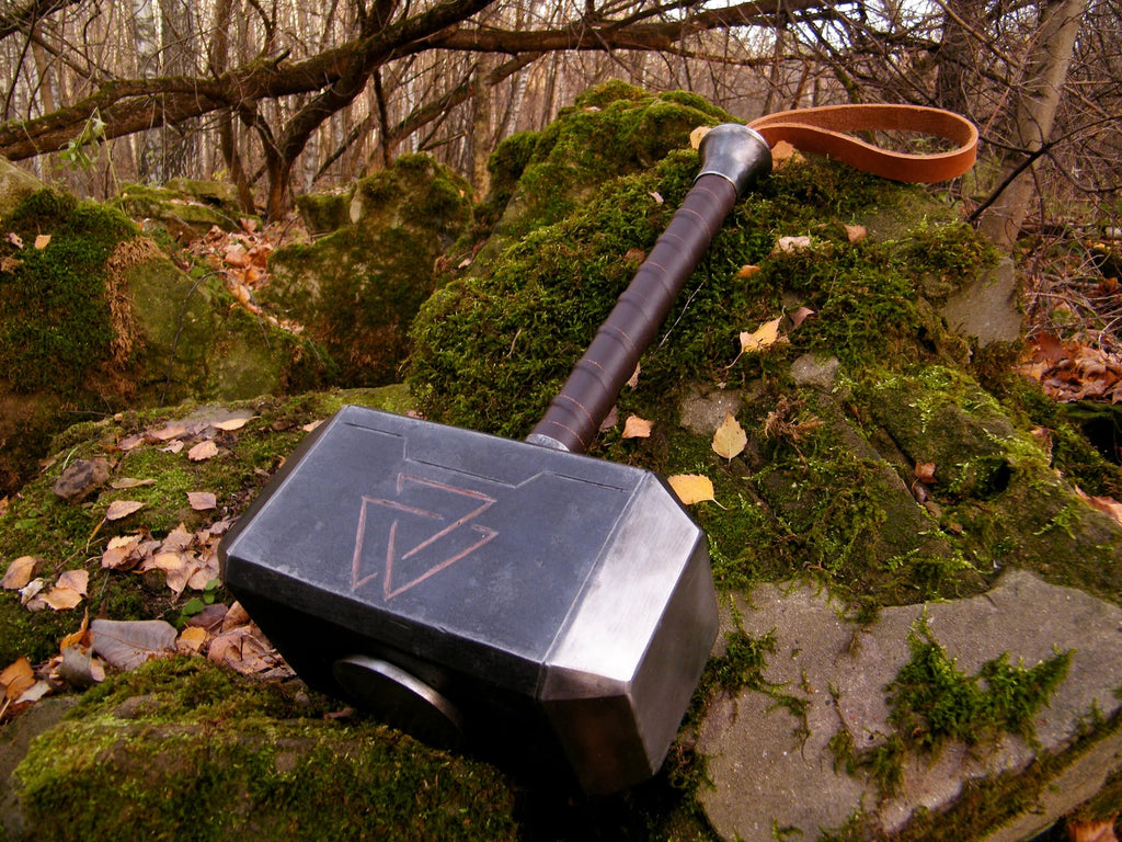 Thor’s Mjölnir Valknut Hammer – A Powerful Norse Symbol of Strength