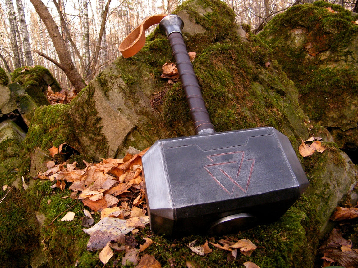 Thor’s Mjölnir Valknut Hammer – A Powerful Norse Symbol of Strength