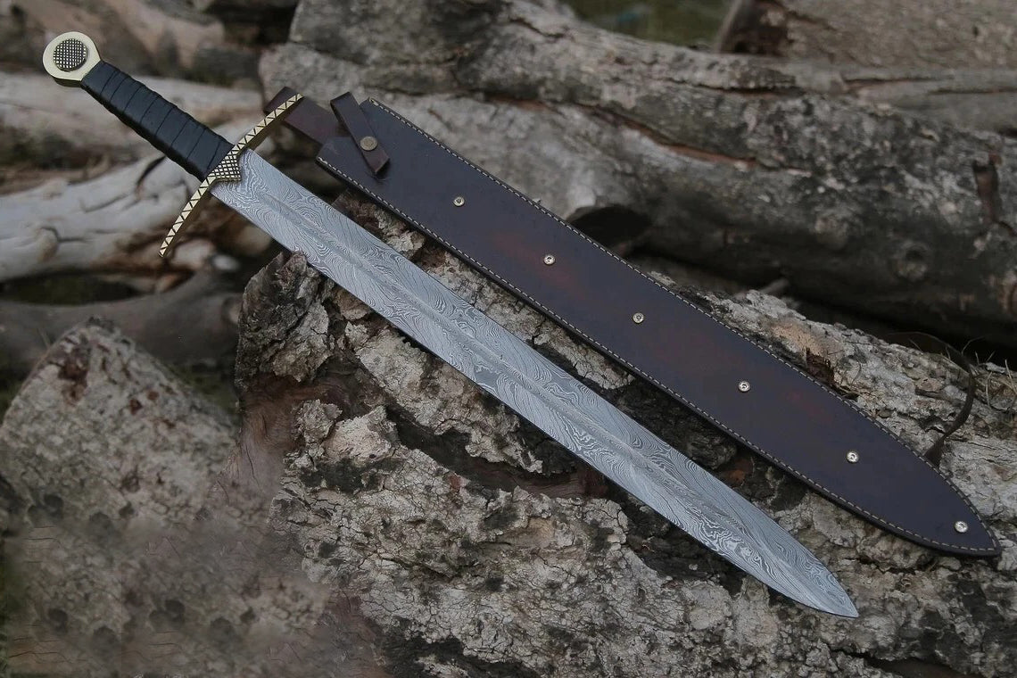 Damascus Steel Twist Blade Viking Sword w/ Brass Leather Handle + Sheath