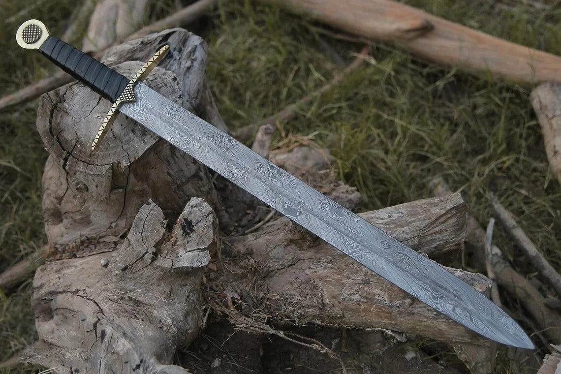 Damascus Steel Twist Blade Viking Sword w/ Brass Leather Handle + Sheath