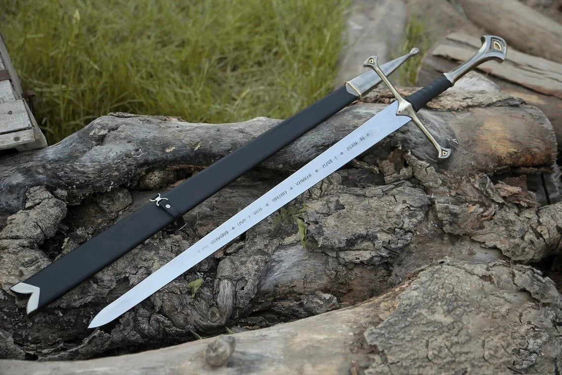 Aragorn's Andúril Narsil Sword Replica – Ultimate Collector's Blade