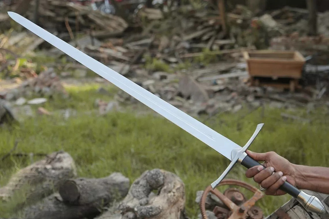 Legendary Ranger Sword of Strider – Black Edition from LOTR Trilogy