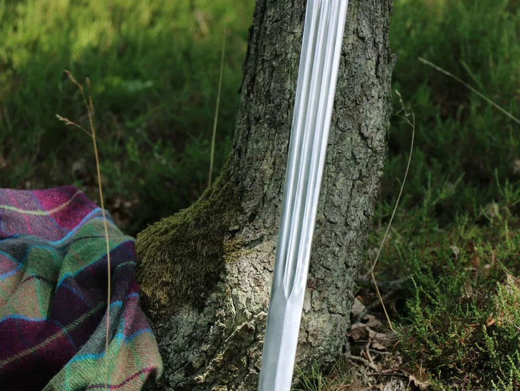Custom Scottish Claymore Sword – Two-Handed Long Medieval Sword