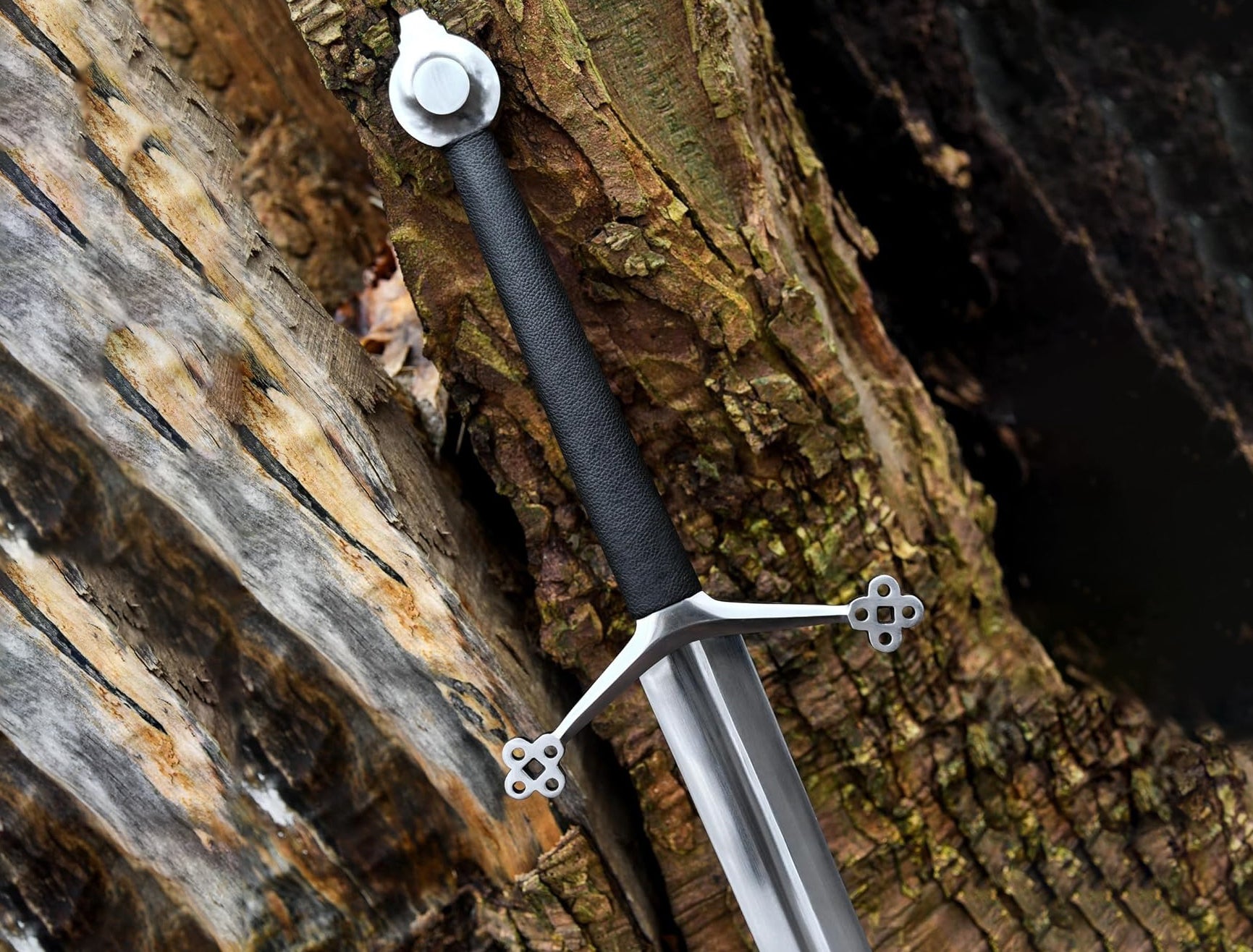 Scottish Claymore Sword – Authentic Two-Handed Medieval Blade