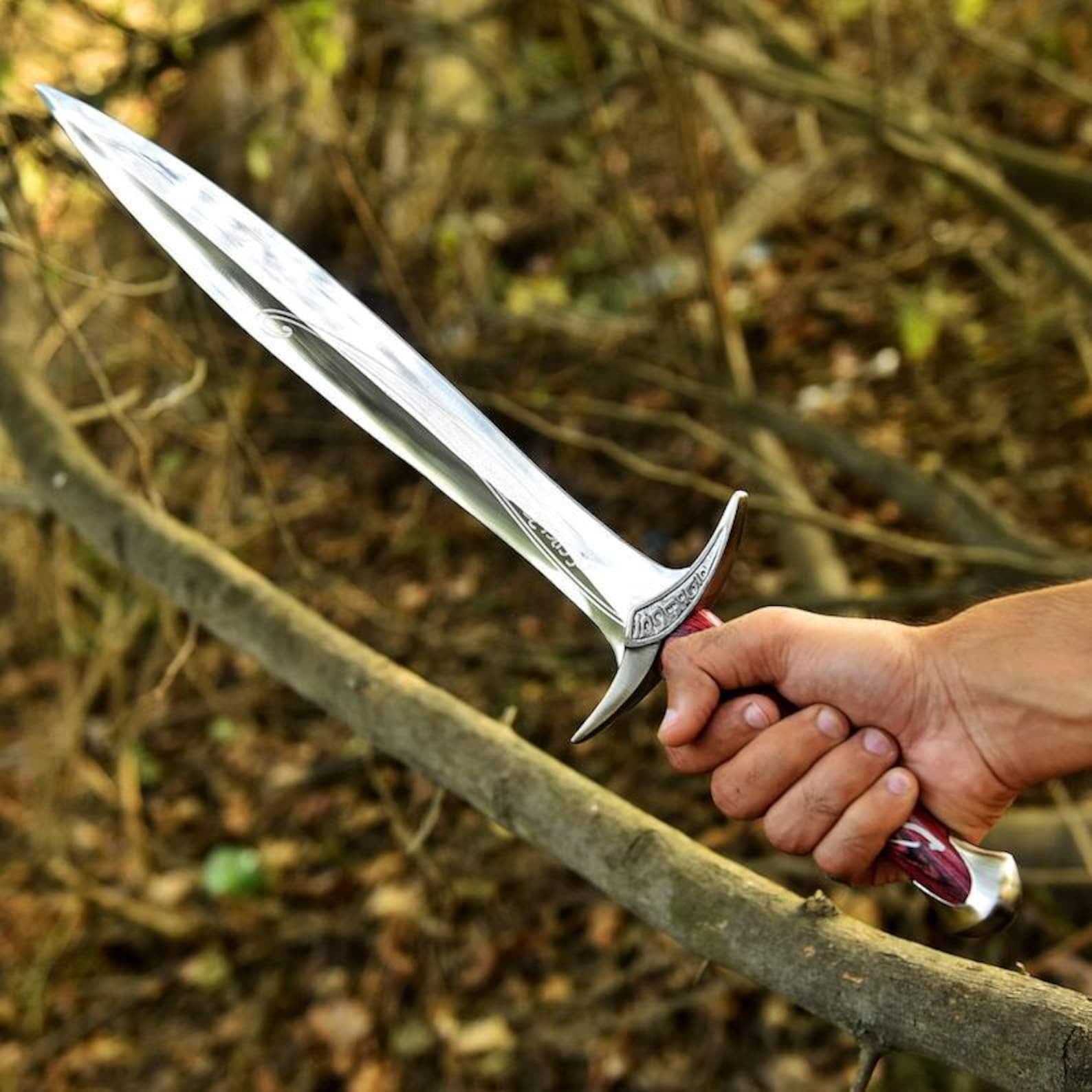 Lord of the Rings Sting Sword Replica – Bilbo & Frodo’s Elven Blade