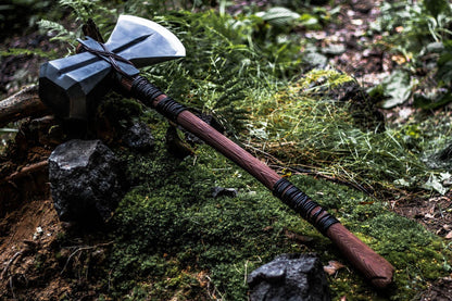 Thor’s Stormbreaker Axe – Perfect for Cosplay, Display & Collectors