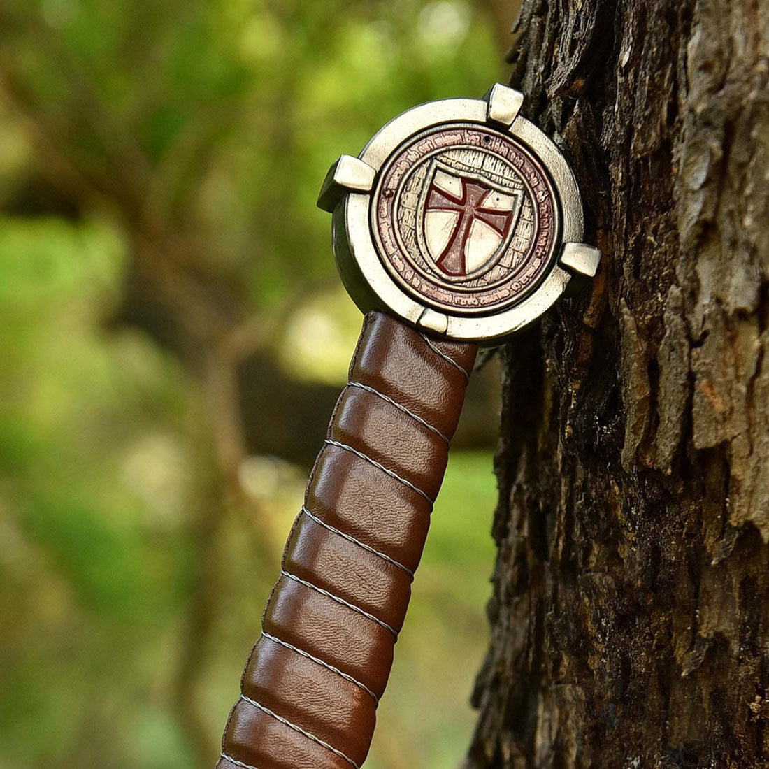 The Accolade Sword of the Knights Templar with Scabbard– Second Edition