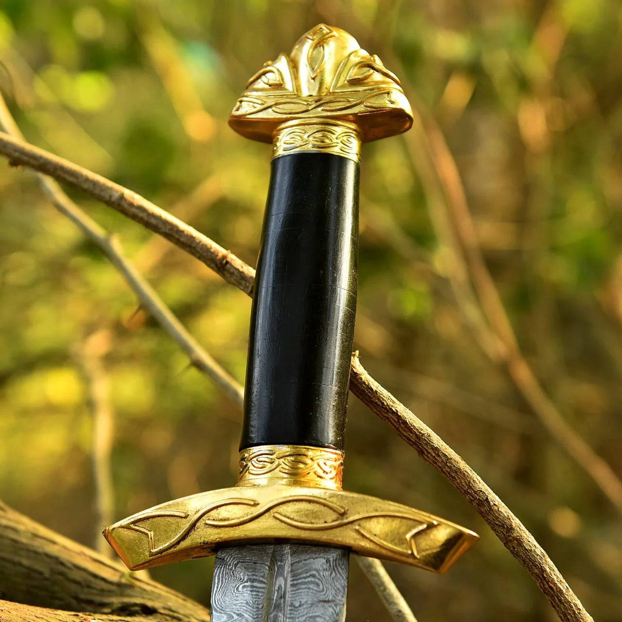 Hand-Forged Damascus Steel Nordic Smith Northmen Viking Sword
