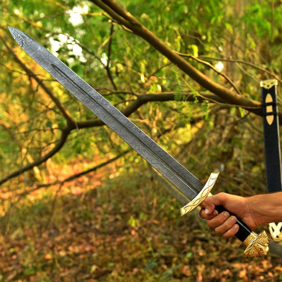 Hand-Forged Damascus Steel Nordic Smith Northmen Viking Sword