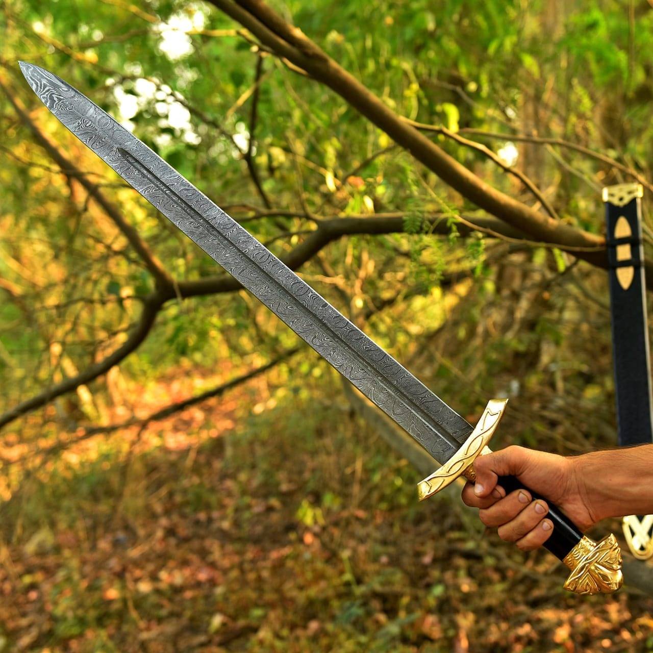 Hand-Forged Damascus Steel Nordic Smith Northmen Viking Sword