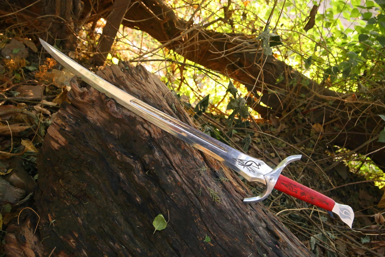 Custom Heron Marked Sword Replica – Iconic Blade from The Wheel of Time