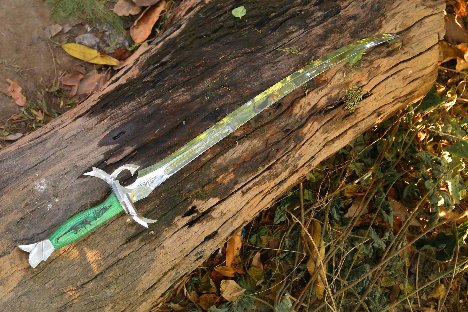 Custom Wheel of Time Warder’s Sword – Heron Marked Blade Replica