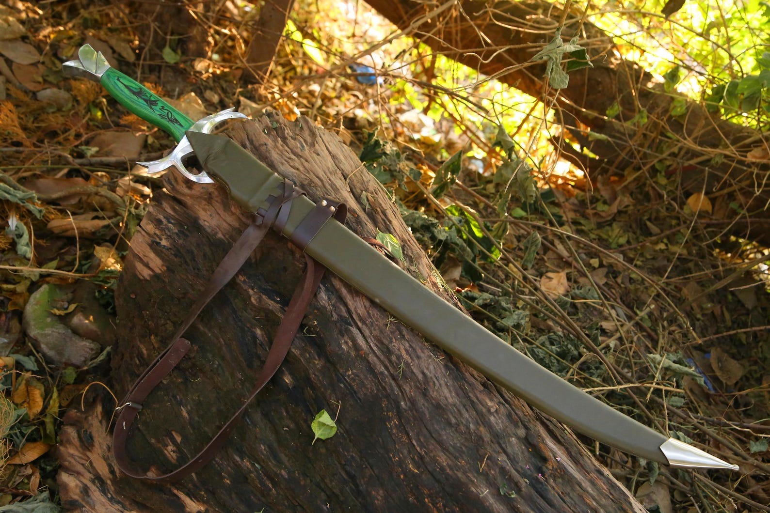 Custom Wheel of Time Warder’s Sword – Heron Marked Blade Replica