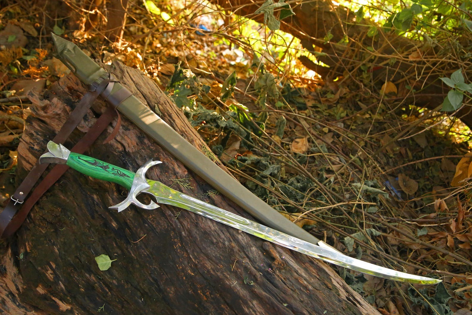 Custom Wheel of Time Warder’s Sword – Heron Marked Blade Replica