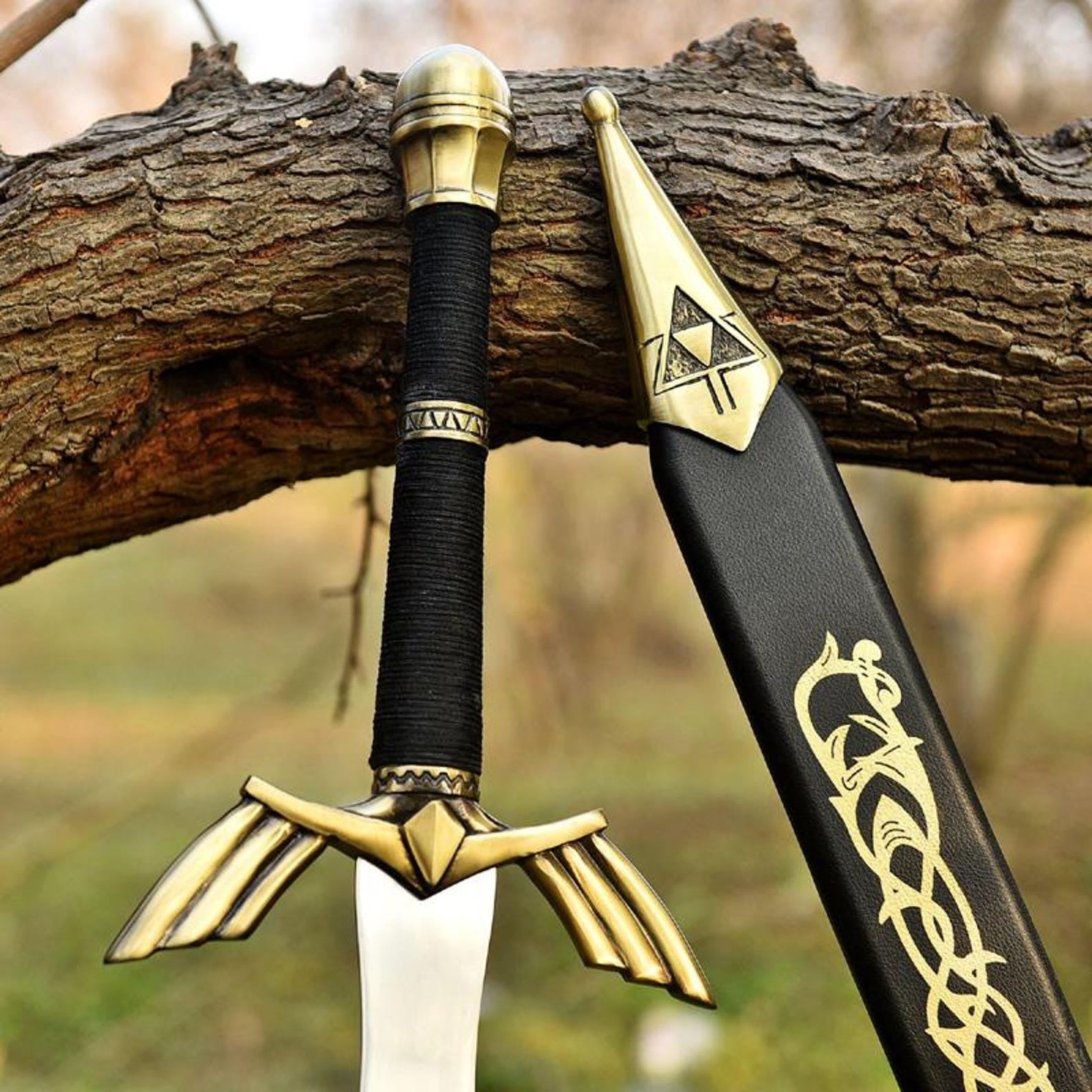 Zelda Black & Gold Master Sword – Legendary Blade of Heroes