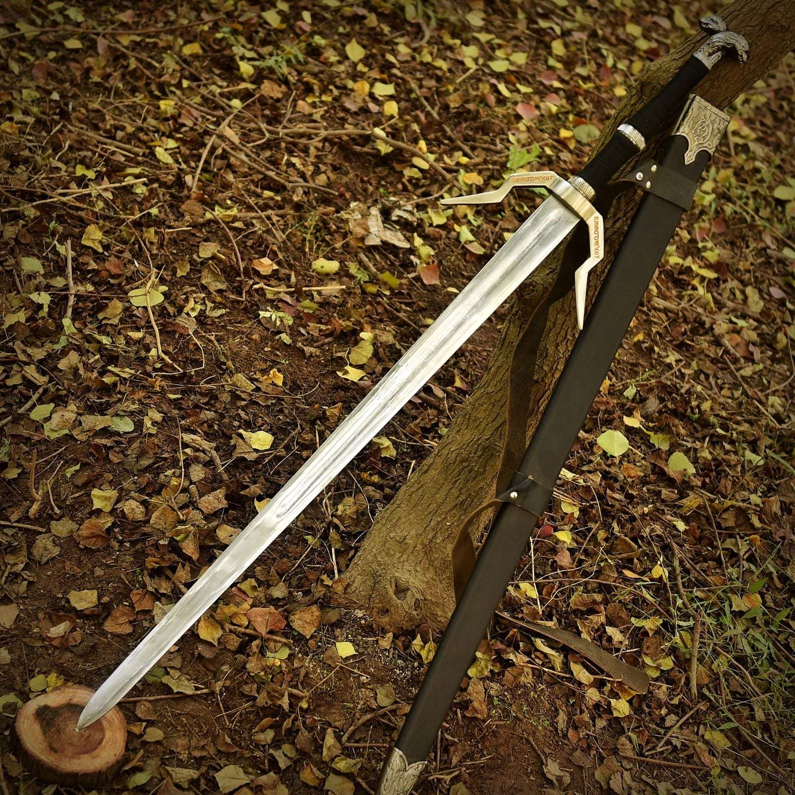 Witcher Sword Replica – Geralt of Rivia Long Viking Style Blade