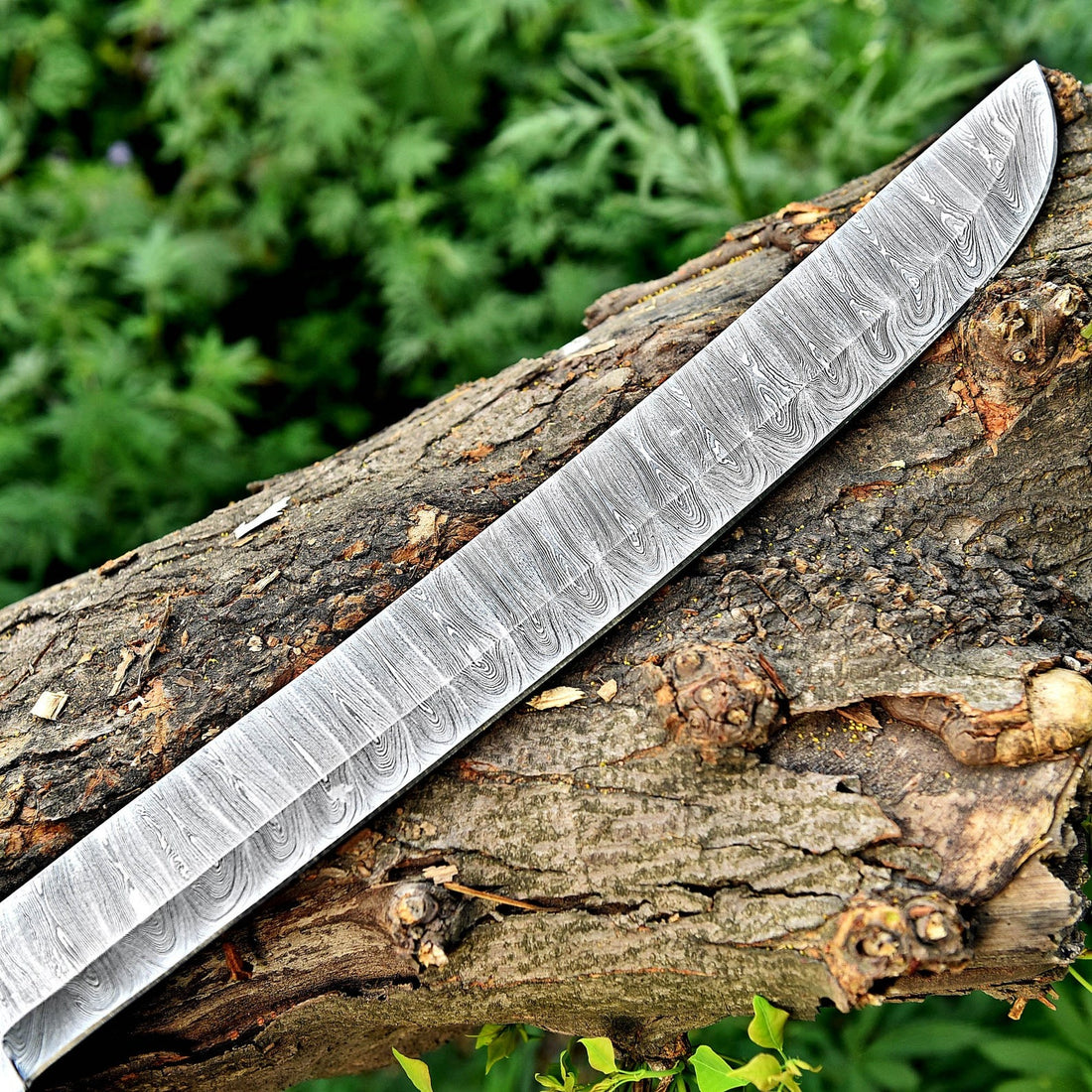 Handcrafted Damascus Steel Cutlass – Viking Buster Sword Design