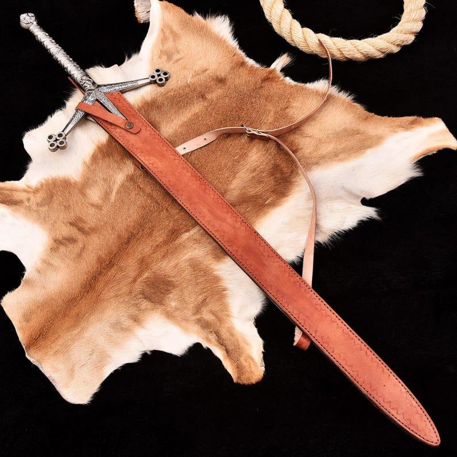 Scottish Claymore Sword – Medieval Highland Replica for Cosplay & Display